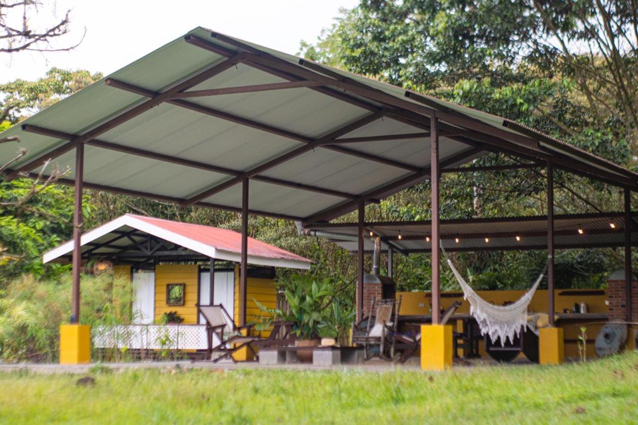 Poponé Farm&Lodge Guápiles Exterior foto